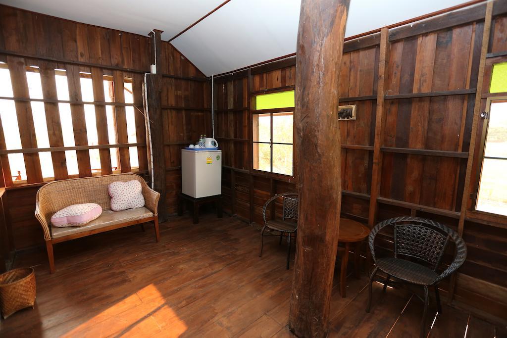 Chiang Dao Privacy Hotel Banmuangngaj Szoba fotó